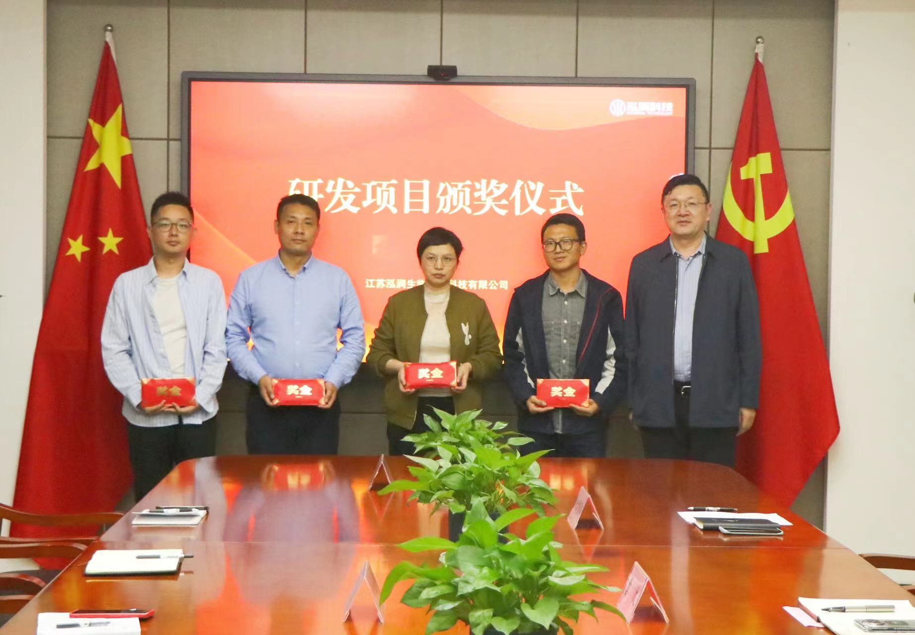 99d2ded805c451ad527c85ac44abe54.jpg 99d2ded805c451ad527c85ac44abe54.jpg